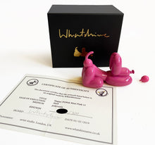 Charger l'image dans la galerie, Whatshisname (Sebastian Burdon) - Escultura "Happy POPek Balloon Dog Mini Red" (12 cm)